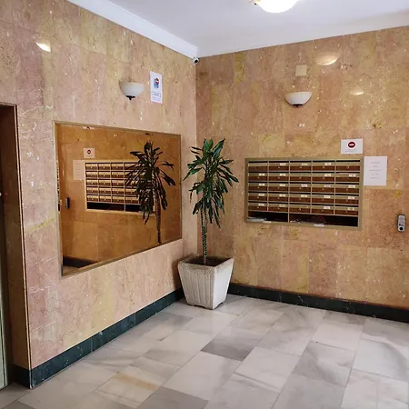 Angosta Host Apartment Malaga Exterior photo